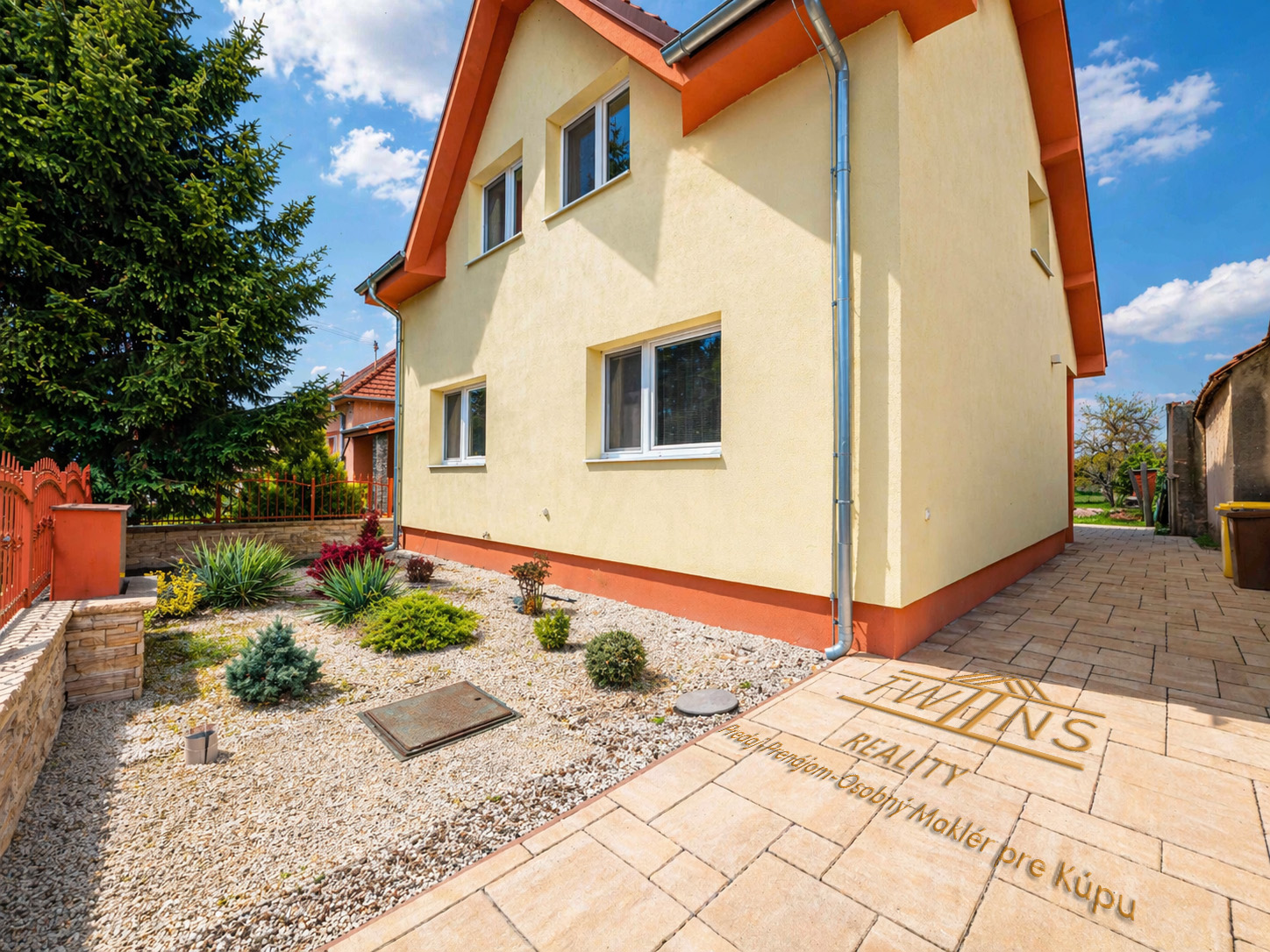 🏡 PREDAJ: Nadštandardný rodinný dom s nadstavbou – Hlohovec, Šulekovo