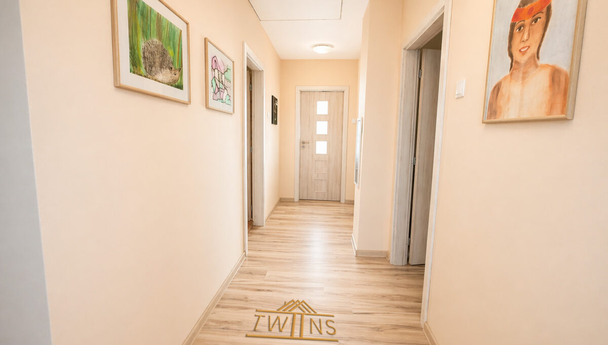 chodba na 1poschodí