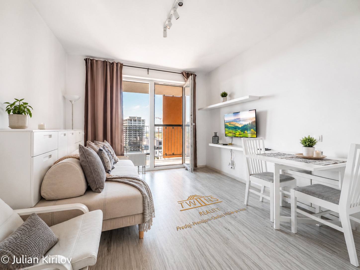 Moderný 1-izbový byt (32 m²) s klímou a výhľadom – Slnečnice